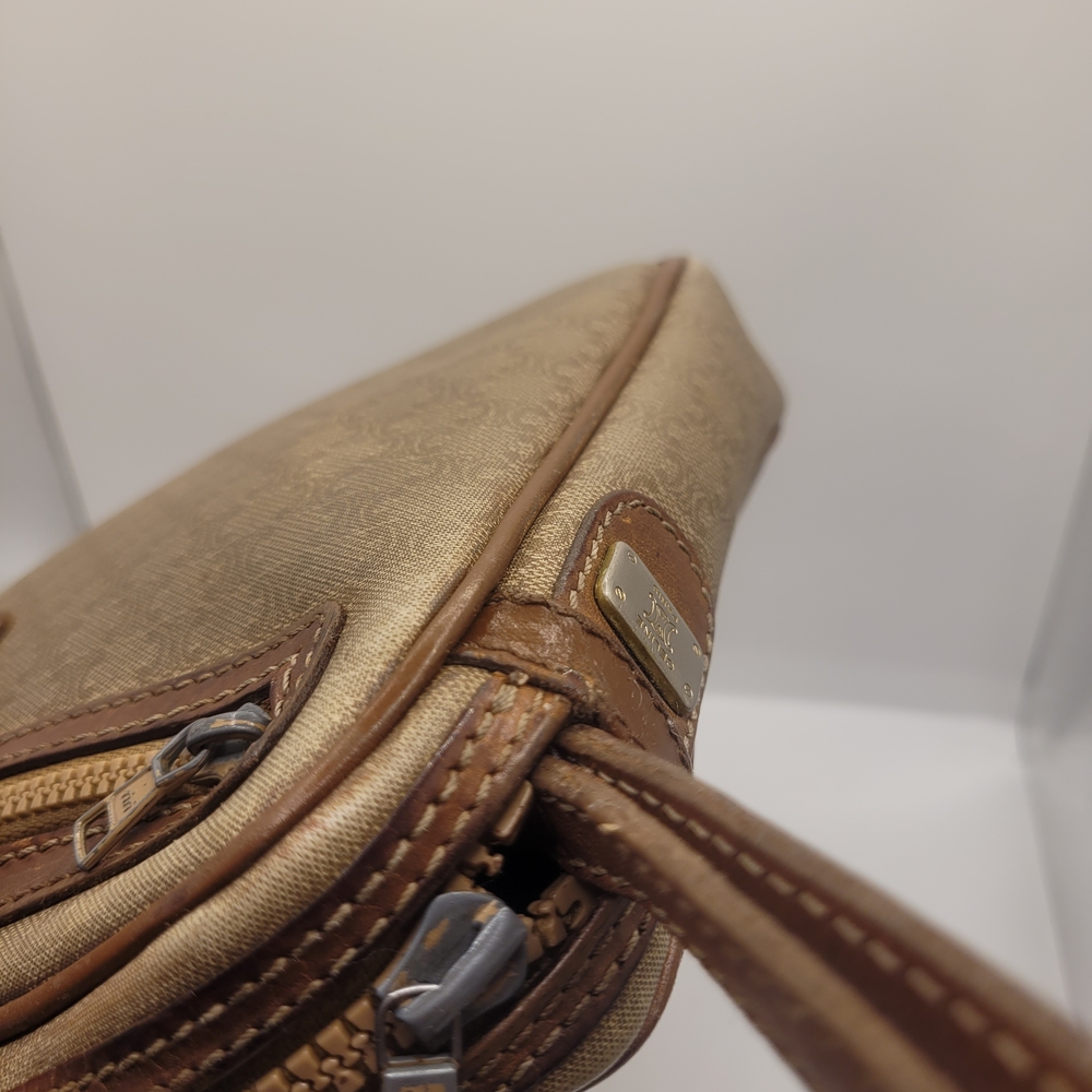 Celine - Picture 5 of 7